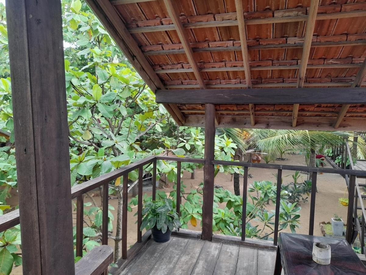 Golden Beach Chalets Arugam Bay Exterior photo