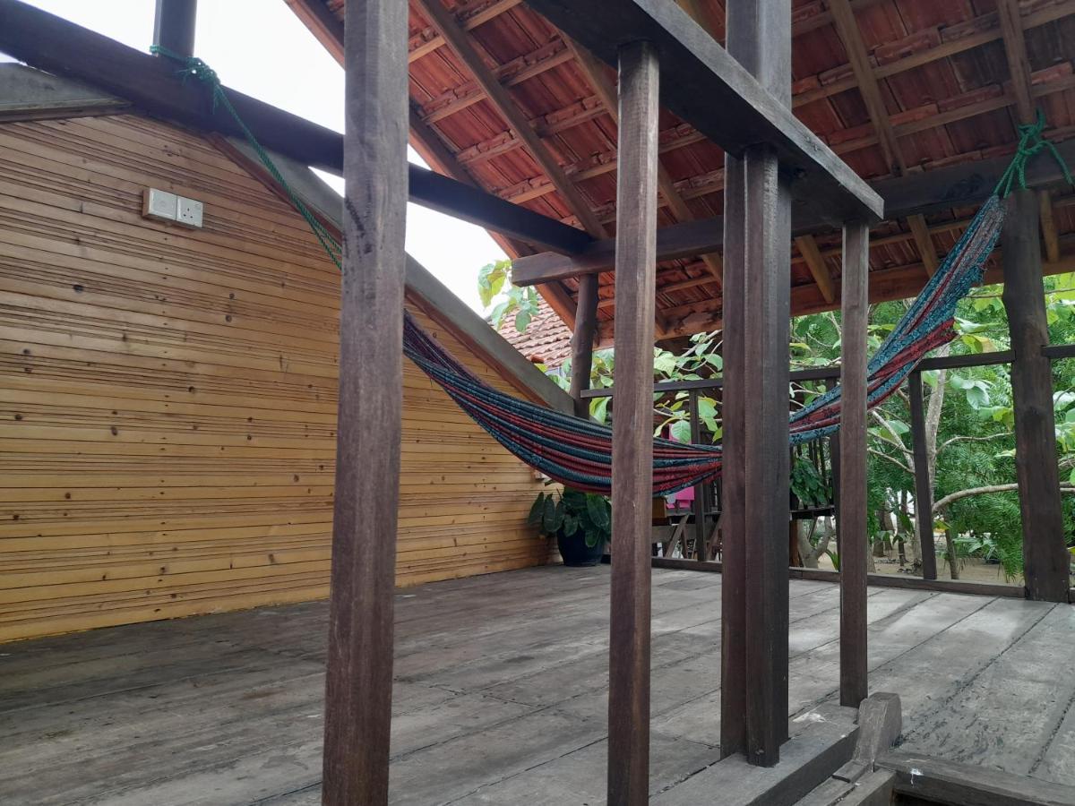Golden Beach Chalets Arugam Bay Exterior photo