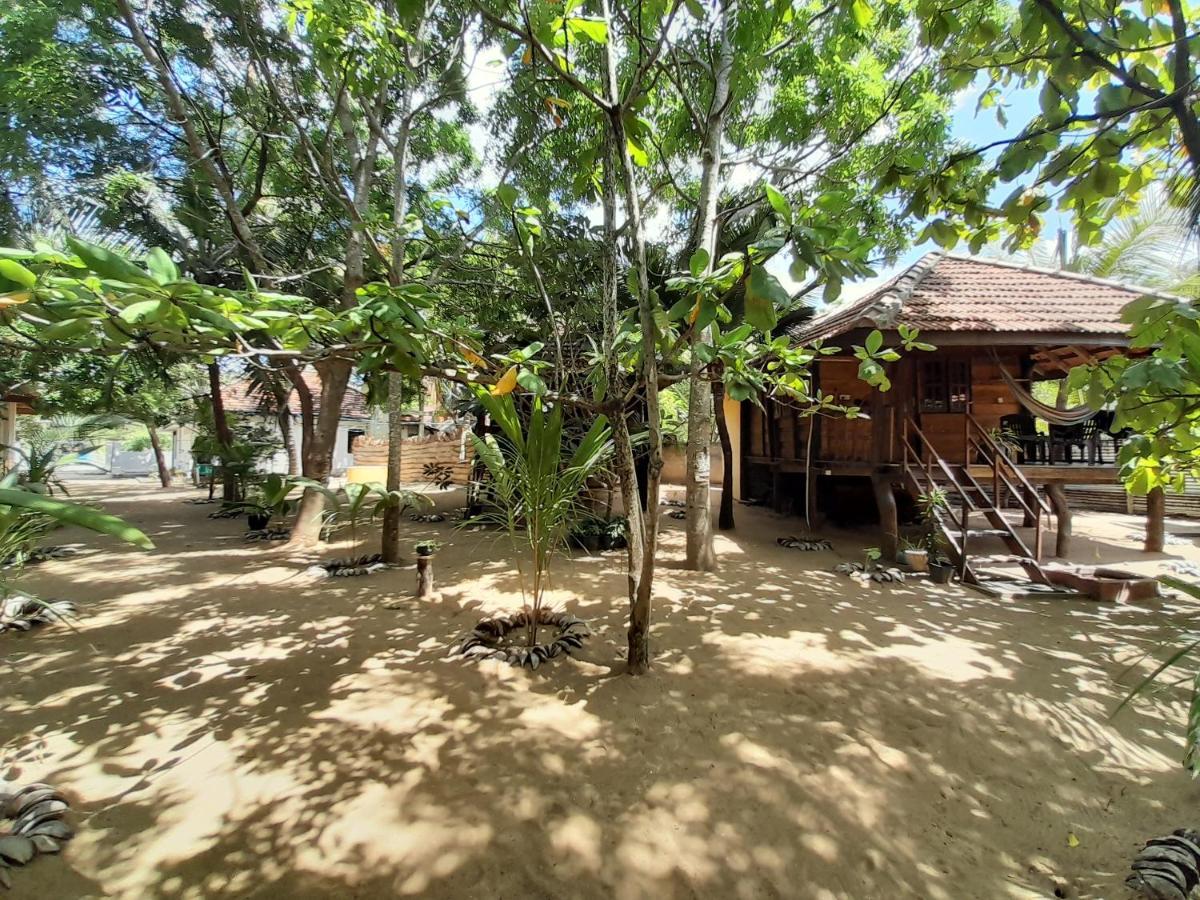Golden Beach Chalets Arugam Bay Exterior photo