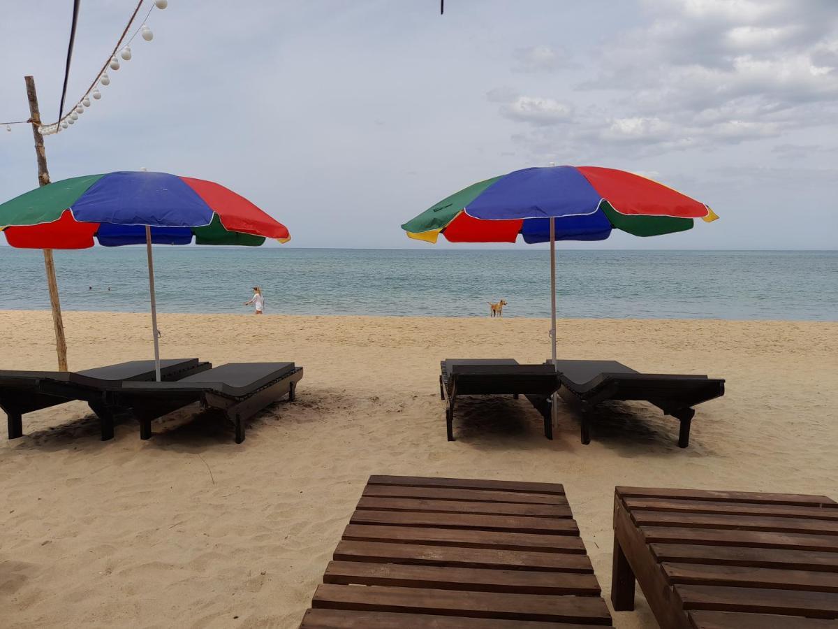Golden Beach Chalets Arugam Bay Exterior photo