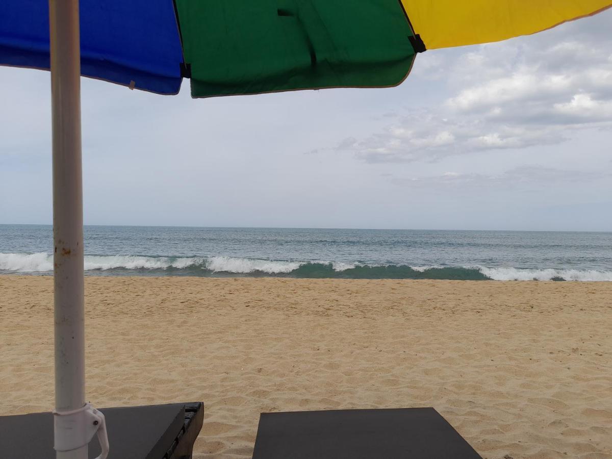 Golden Beach Chalets Arugam Bay Exterior photo
